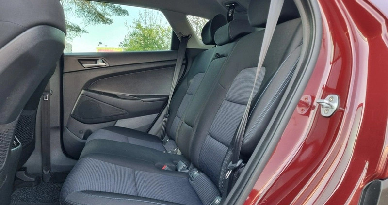 Hyundai Tucson cena 59700 przebieg: 145000, rok produkcji 2015 z Kamień Krajeński małe 211